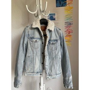 Levi’s vintage demin jacket outer size xs